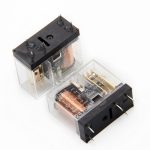 رله کتابی شیشه ای 24 ولت 10 آمپر 5 پایه کد G2R-1-24VDC