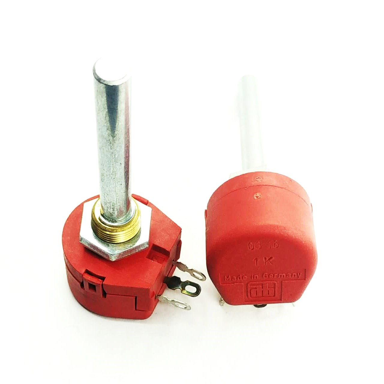 ولوم صنعتی سیمی قرمز 1 کیلو اهم 1 وات آلمانی ولوم صنعتی سیمی قرمز 1 کیلو اهم 1 وات آلمانی