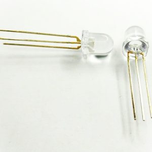 LED گرد دو رنگ سبز و قرمز شفاف 8 میلی متر سه پایه کاتد مشترک