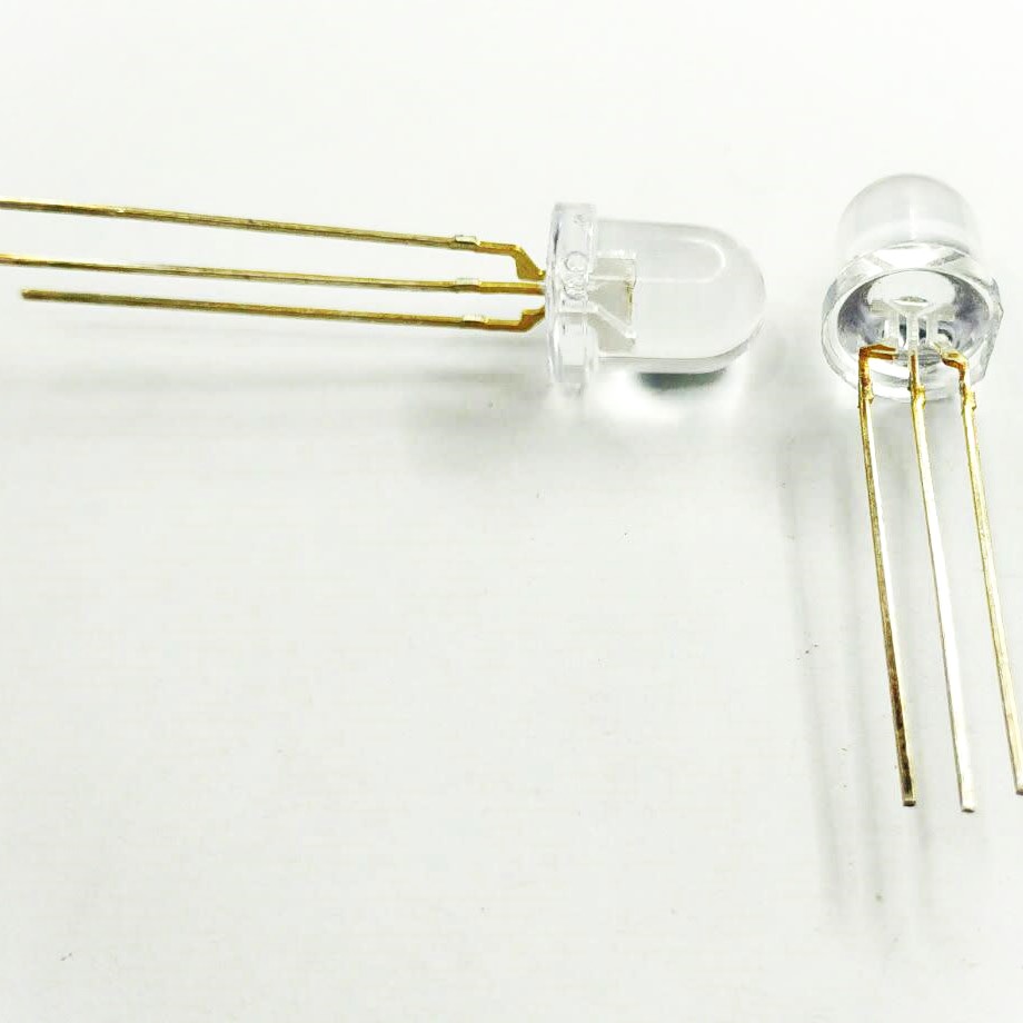 LED گرد دو رنگ سبز و قرمز شفاف 8 میلی متر سه پایه کاتد مشترک LED گرد دو رنگ سبز و قرمز شفاف 8 میلی متر سه پایه کاتد مشترک