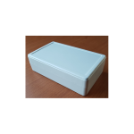 جعبه پلاستیکی رومیزی ابعاد 140X80X40 میلی متر سفید