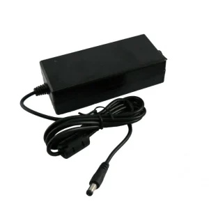 آداپتور سوئیچینگ 12 ولت 8 آمپر بین راهی ( 12V 8A )